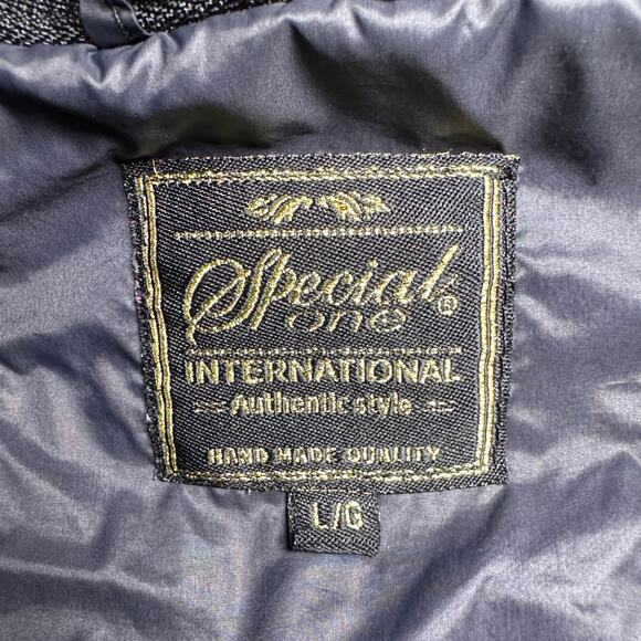 Special One women’s puffer vest with hood. Size L - Picture 9 of 11